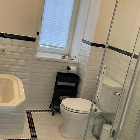 In Setting דירה *