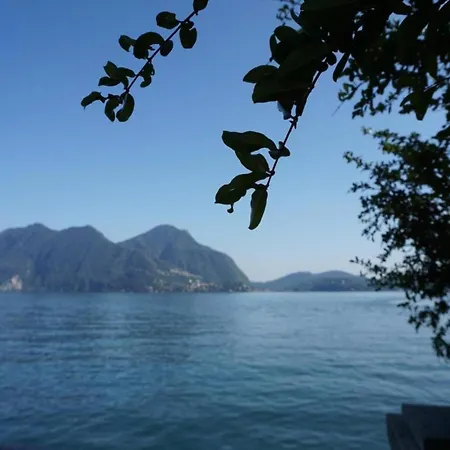 דירה In Setting *