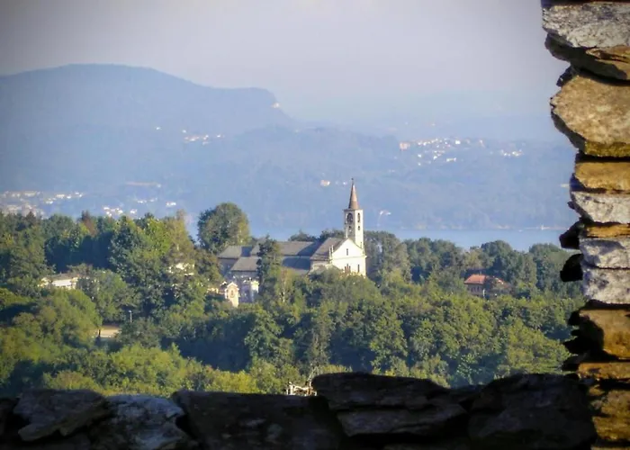 Lägenhet In Setting Vignone